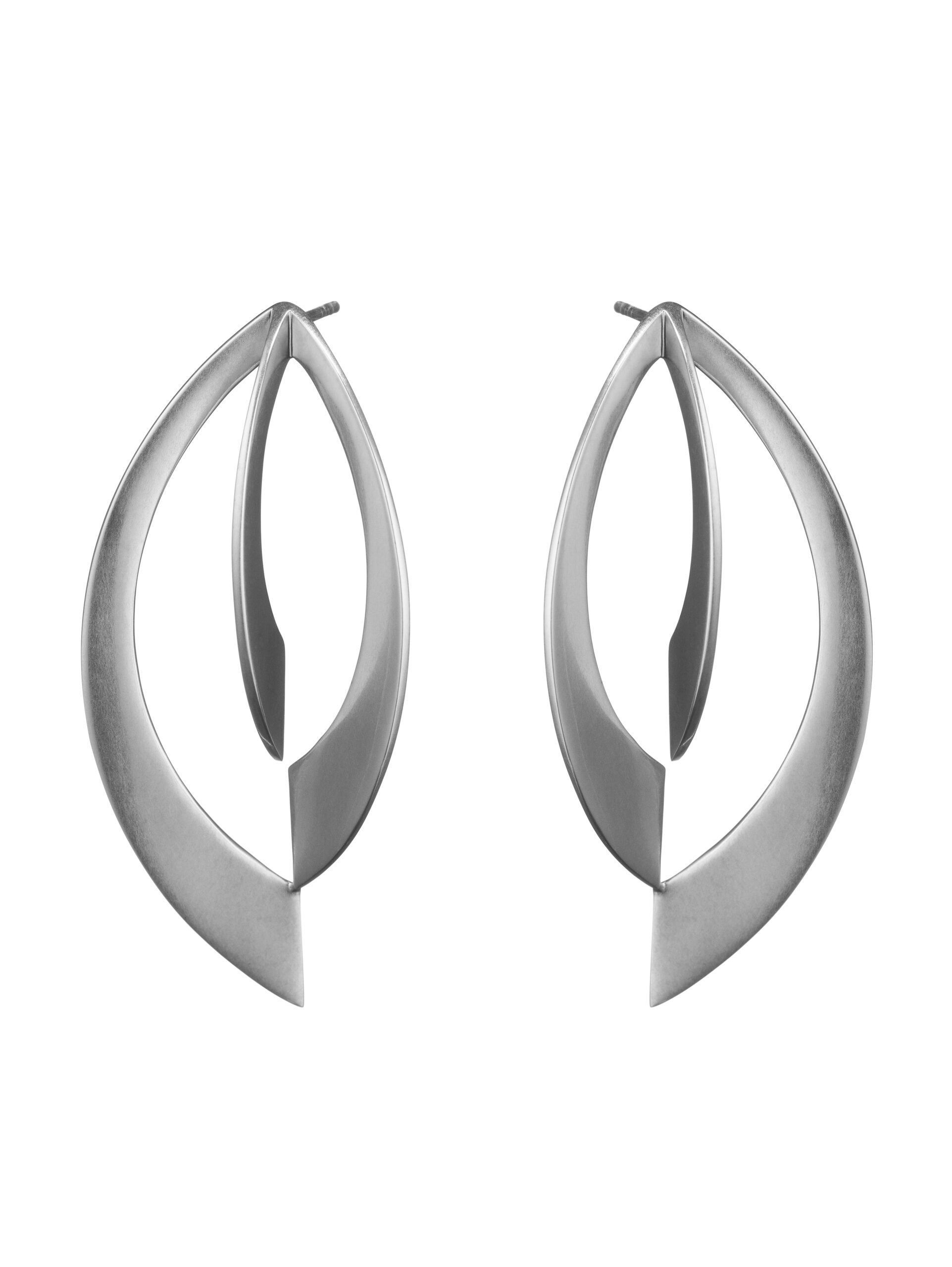 Arch big earrings · By Nejsum